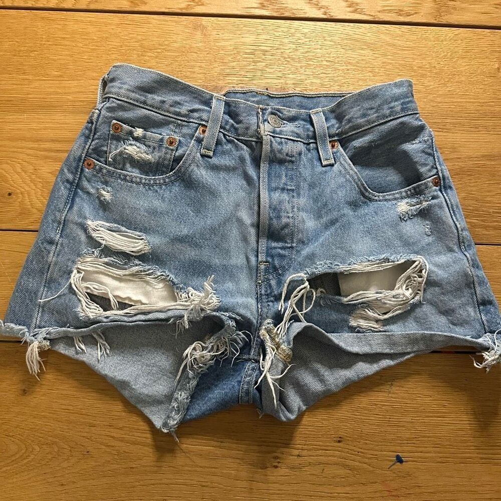 COPY - Levi’s 501 distressed shorts 25 buttonfly